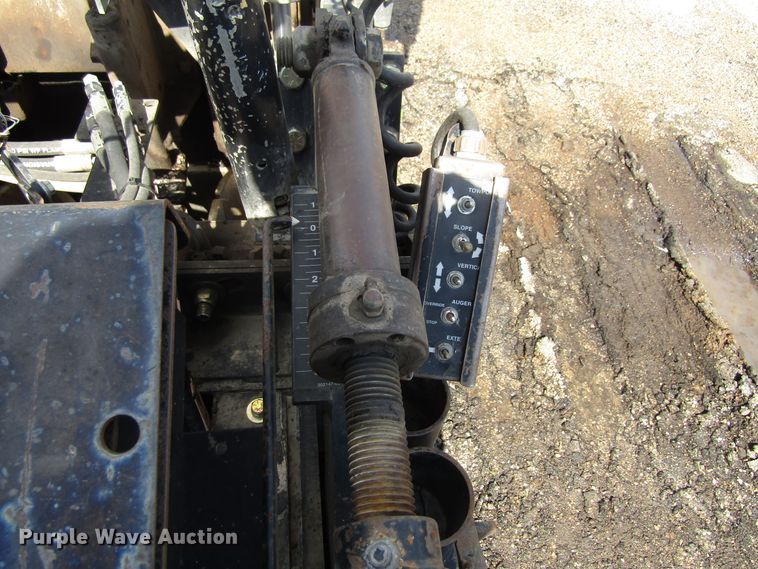 image for item EU9688 2011 Roadtec RP195 paver