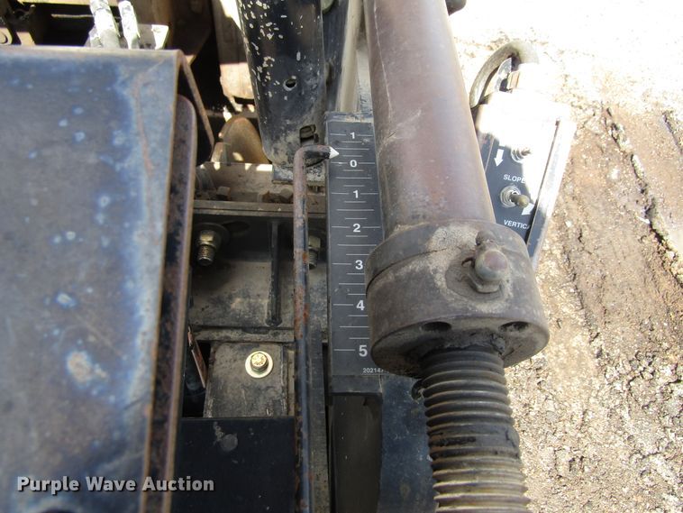 image for item EU9688 2011 Roadtec RP195 paver