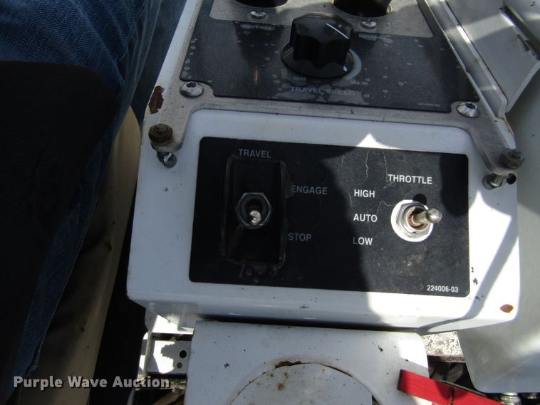 image for item EU9688 2011 Roadtec RP195 paver