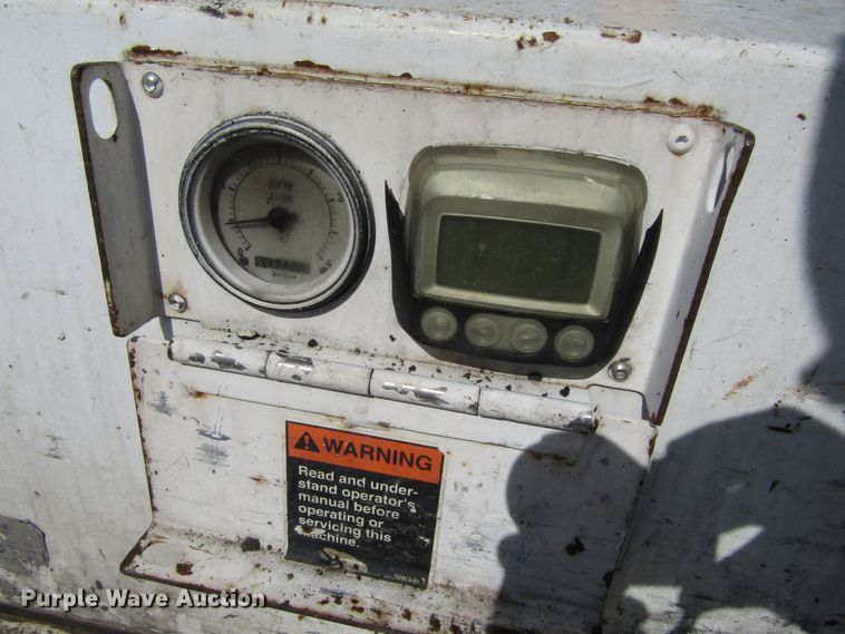 image for item EU9688 2011 Roadtec RP195 paver