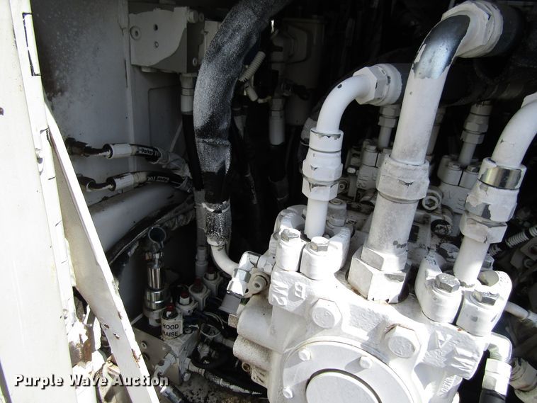 image for item EU9688 2011 Roadtec RP195 paver