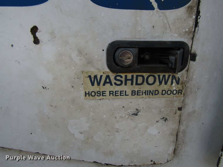 image for item EU9688 2011 Roadtec RP195 paver