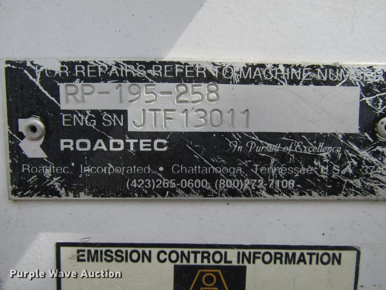 image for item EU9688 2011 Roadtec RP195 paver