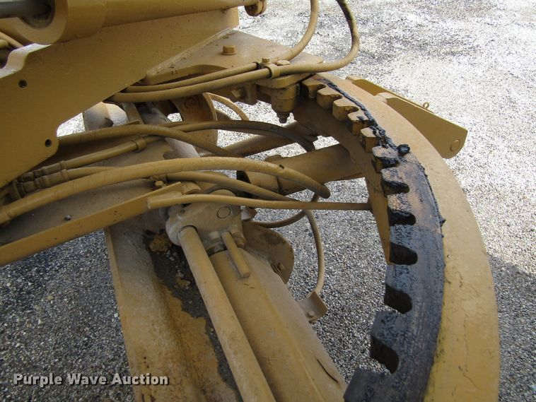 image for item EU9689 1979 Caterpillar 120G motor grader