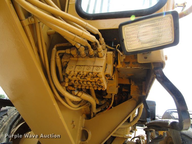 image for item EU9689 1979 Caterpillar 120G motor grader