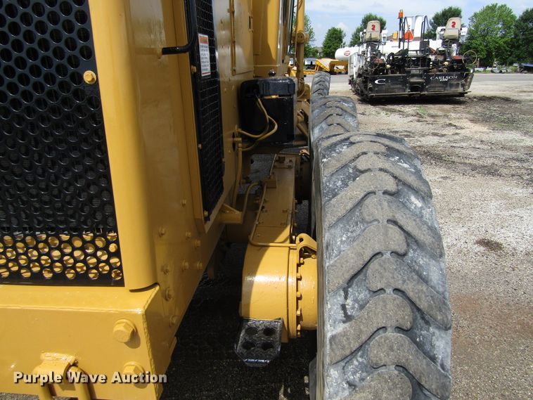 image for item EU9689 1979 Caterpillar 120G motor grader