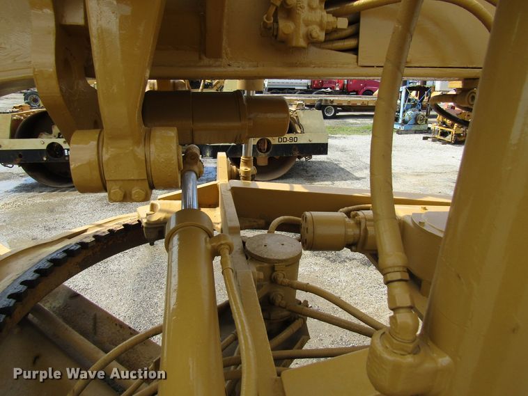 image for item EU9689 1979 Caterpillar 120G motor grader