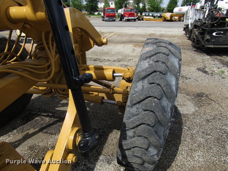 image for item EU9689 1979 Caterpillar 120G motor grader