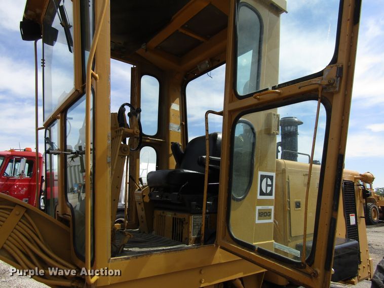 image for item EU9689 1979 Caterpillar 120G motor grader