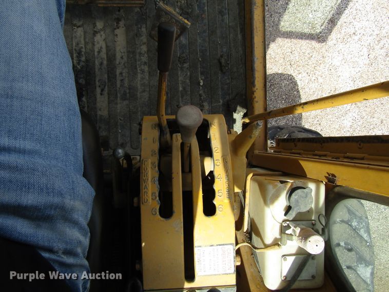 image for item EU9689 1979 Caterpillar 120G motor grader