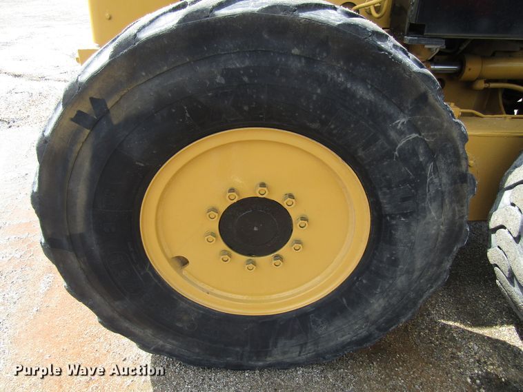 image for item EU9689 1979 Caterpillar 120G motor grader