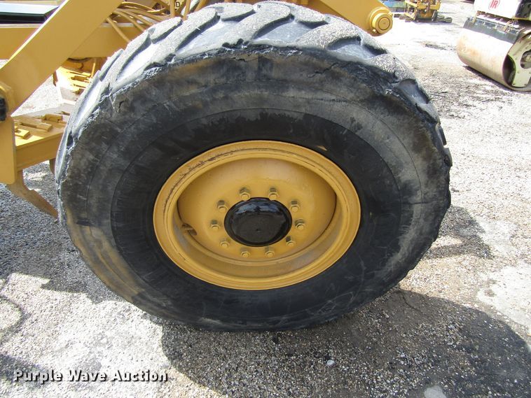 image for item EU9689 1979 Caterpillar 120G motor grader