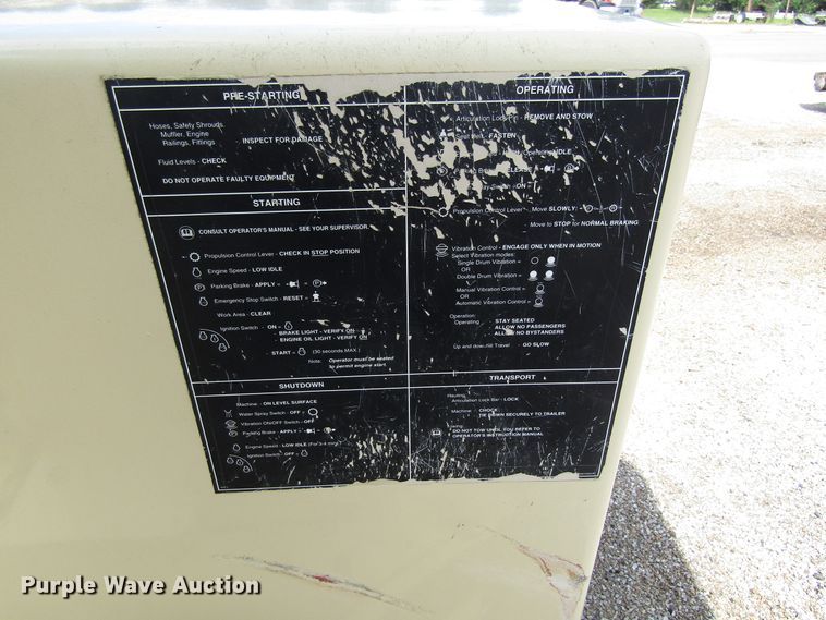 image for item EU9690 1996 Ingersoll Rand DD32 double drum vibratory roller