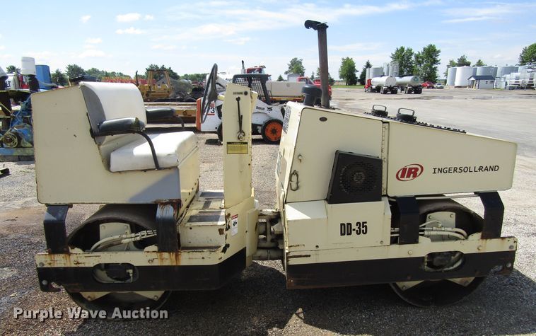 image for item EU9691 1988 Ingersoll Rand DD35 double drum vibratory roller
