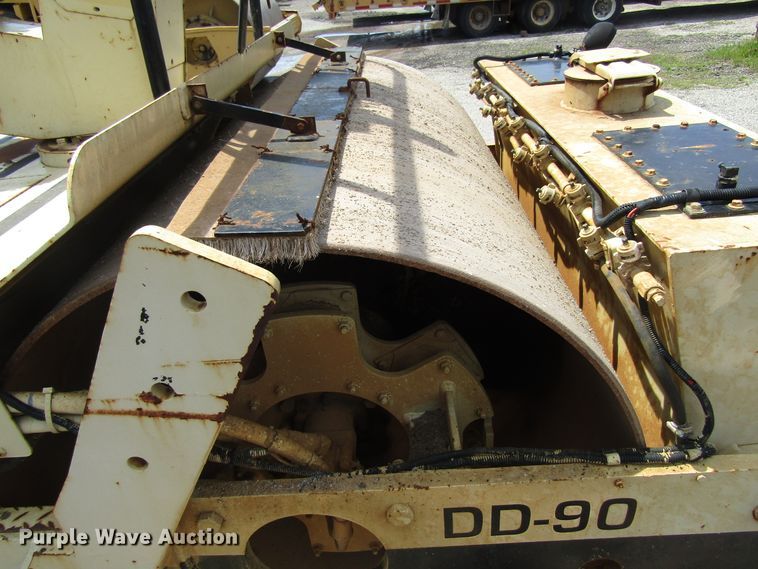 image for item EU9692 1992 Ingersoll Rand DD90 double drum vibratory roller
