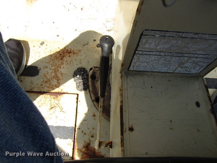 image for item EU9692 1992 Ingersoll Rand DD90 double drum vibratory roller