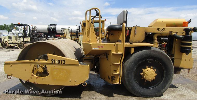 image for item EU9693 1972 Rayco 404B single drum vibratory roller