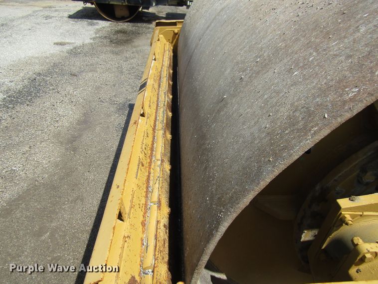 image for item EU9693 1972 Rayco 404B single drum vibratory roller