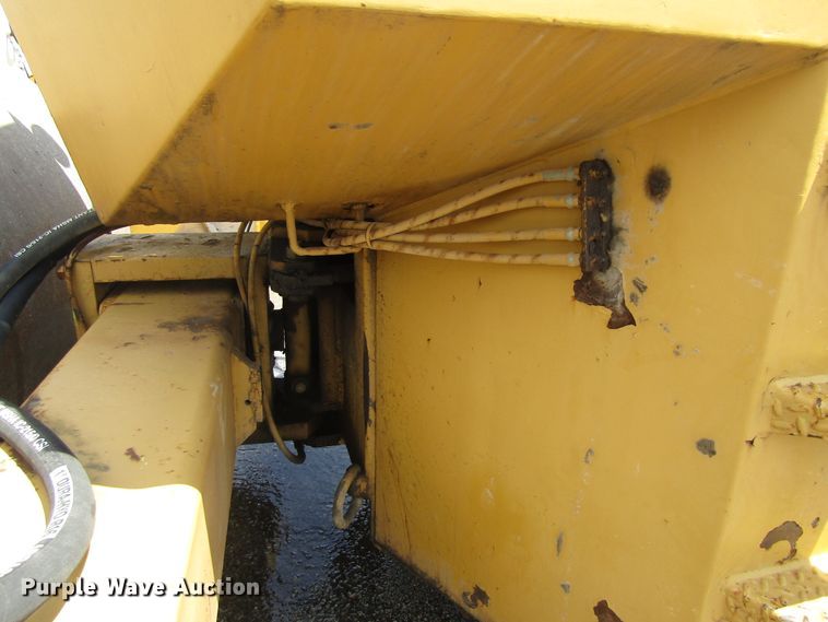 image for item EU9693 1972 Rayco 404B single drum vibratory roller