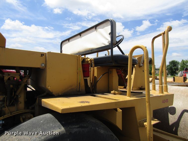 image for item EU9693 1972 Rayco 404B single drum vibratory roller