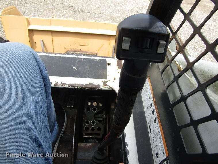 image for item EU9694 1999 Bobcat 873 skid steer