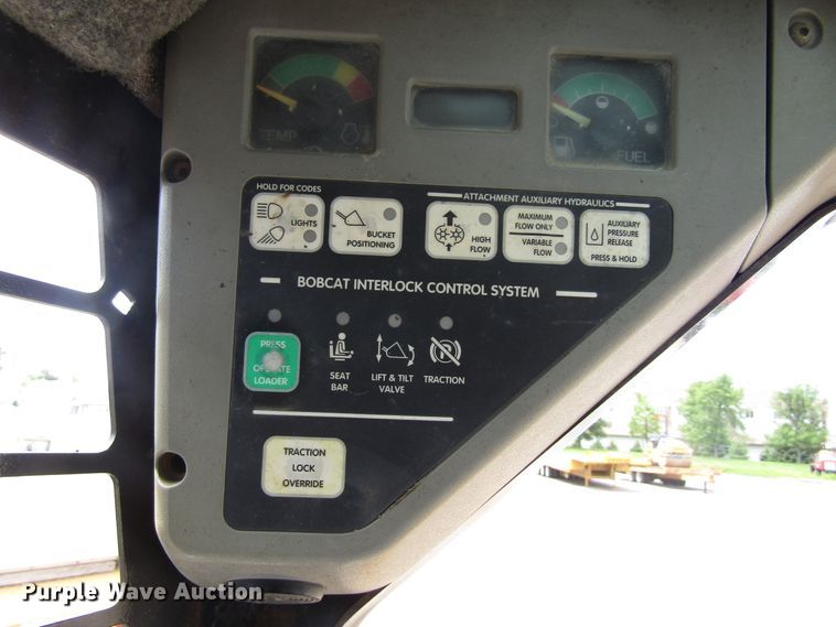 image for item EU9694 1999 Bobcat 873 skid steer