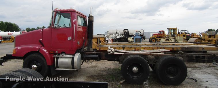 image for item EU9698 1989 White GMC WCA Aero truck cab and chassis