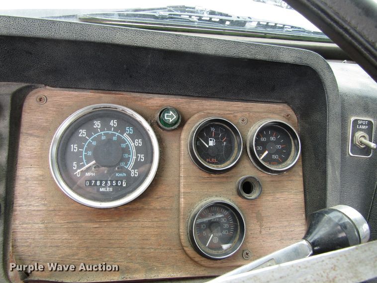 image for item EU9698 1989 White GMC WCA Aero truck cab and chassis