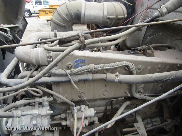 image for item EU9698 1989 White GMC WCA Aero truck cab and chassis