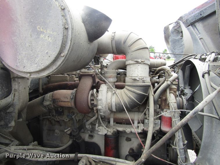 image for item EU9698 1989 White GMC WCA Aero truck cab and chassis