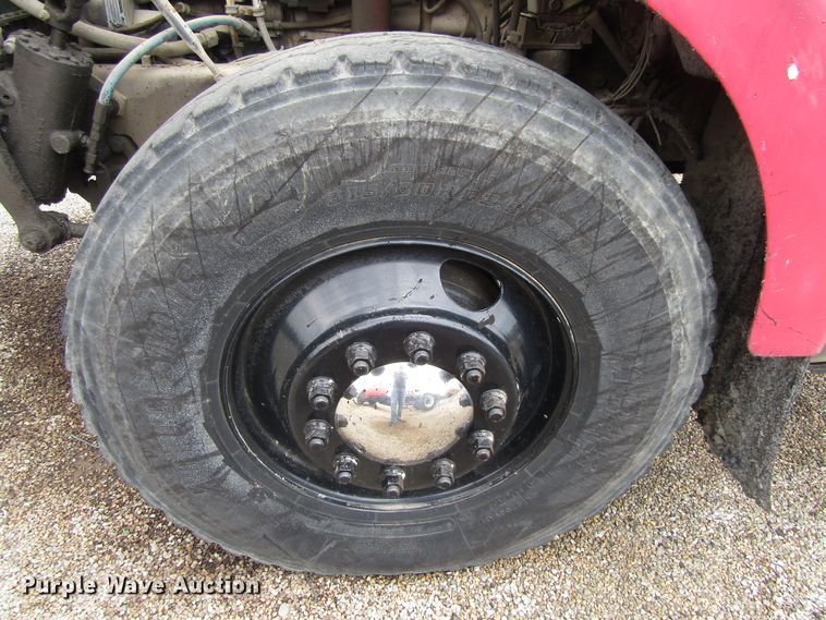 image for item EU9698 1989 White GMC WCA Aero truck cab and chassis