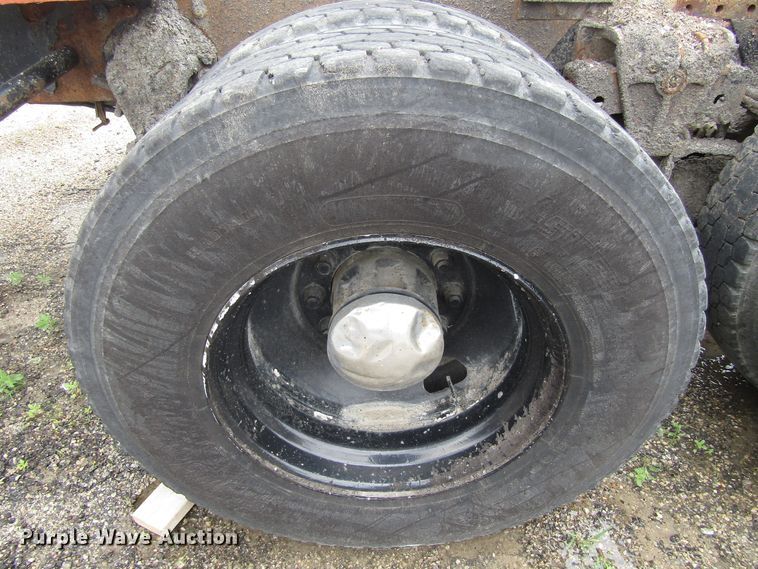 image for item EU9698 1989 White GMC WCA Aero truck cab and chassis