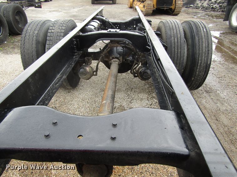 image for item EU9699 1998 Ford F800 truck cab and chassis