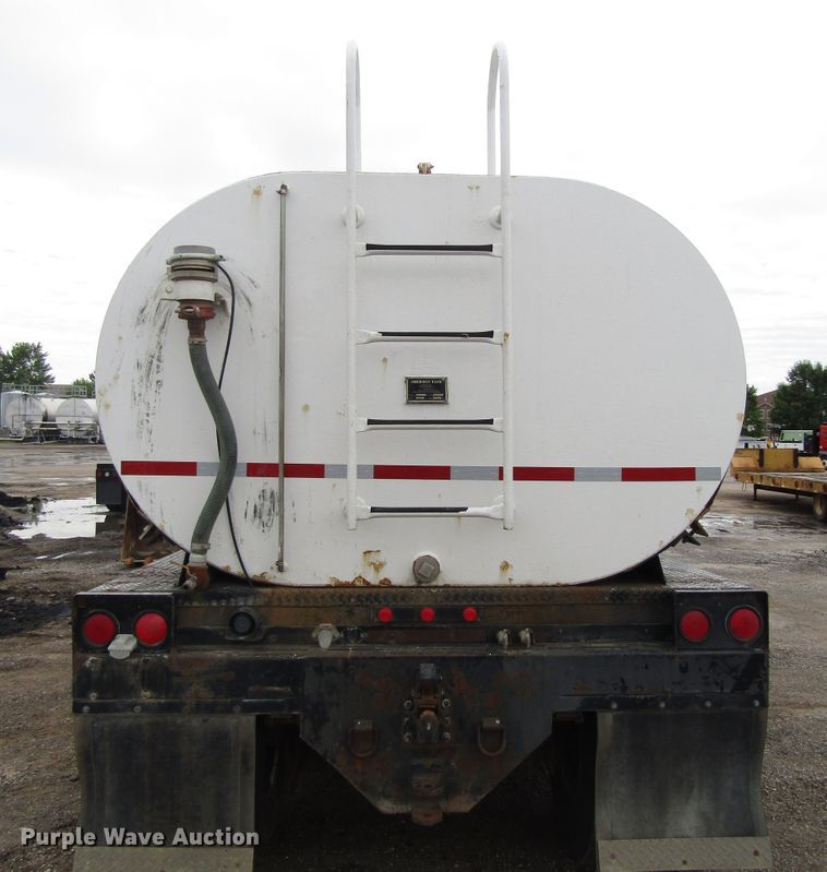 image for item EU9700 1991 White GMC WG tank truck
