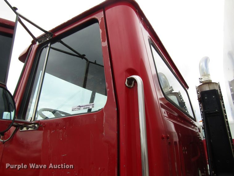 image for item EU9700 1991 White GMC WG tank truck