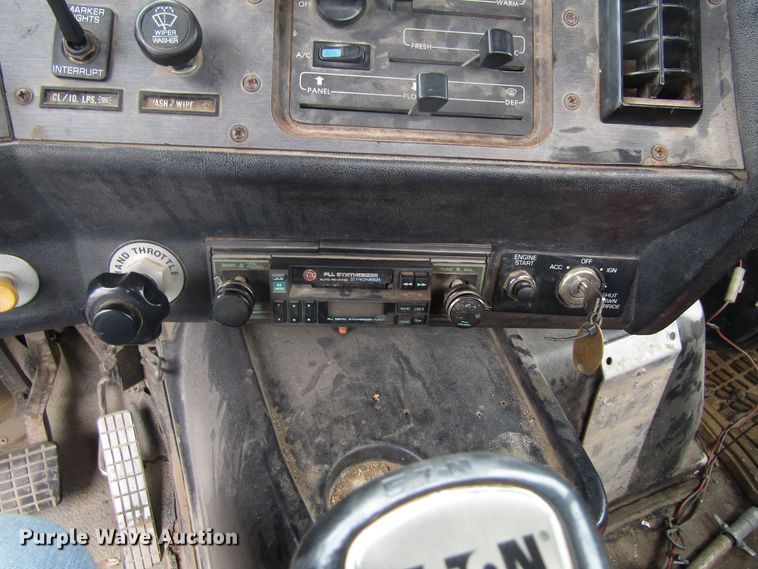 image for item EU9700 1991 White GMC WG tank truck