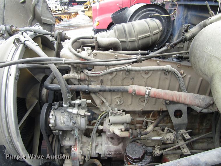 image for item EU9700 1991 White GMC WG tank truck