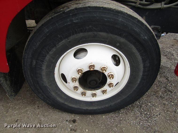 image for item EU9700 1991 White GMC WG tank truck