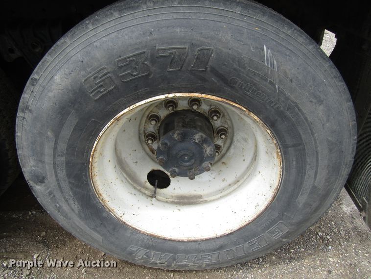 image for item EU9700 1991 White GMC WG tank truck