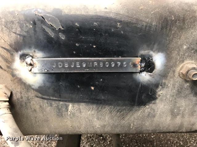 image for item EU9700 1991 White GMC WG tank truck