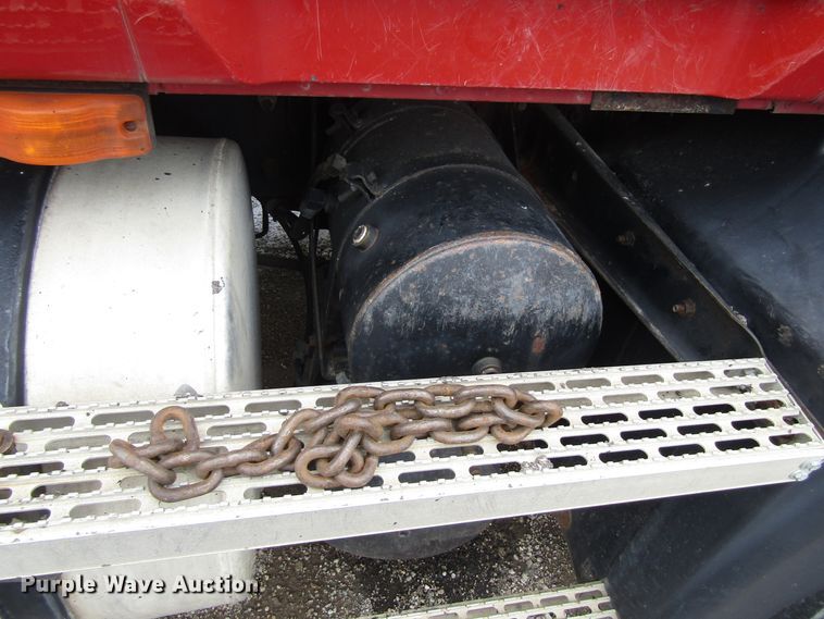 image for item EU9701 1991 Mack CH613 tank truck