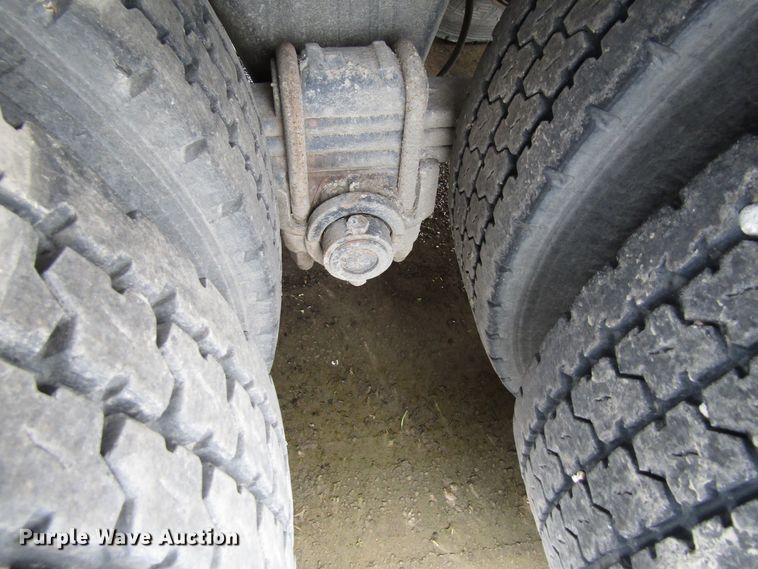 image for item EU9701 1991 Mack CH613 tank truck