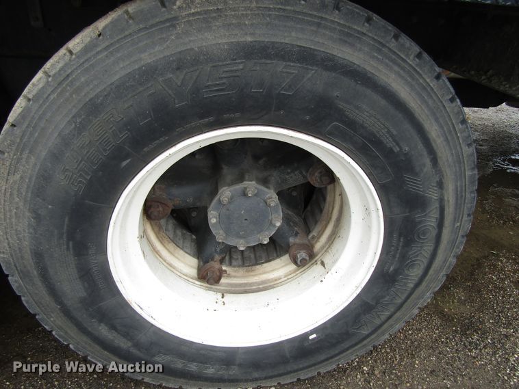 image for item EU9701 1991 Mack CH613 tank truck