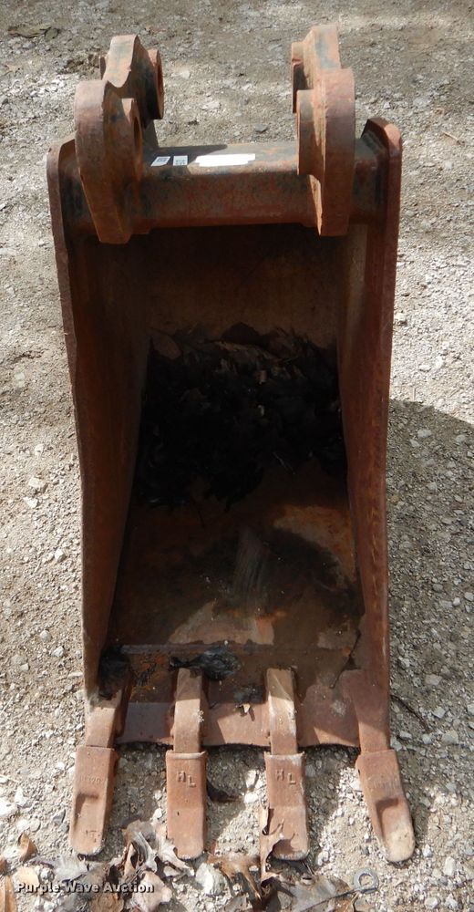 image for item FI9587 19"W excavator bucket