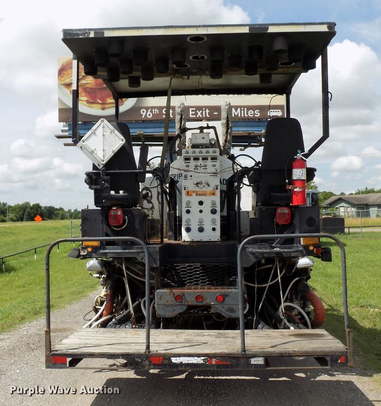 image for item FI9780 1997 Volvo FE paint striping truck