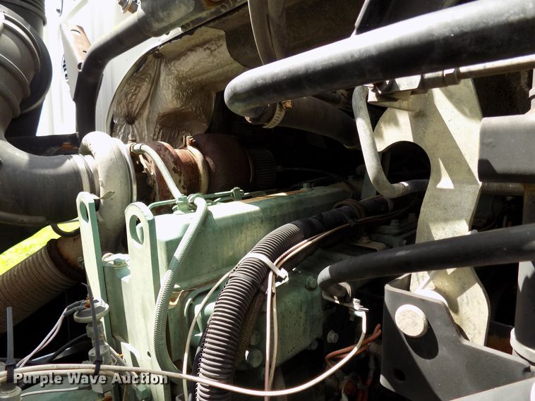 image for item FI9780 1997 Volvo FE paint striping truck