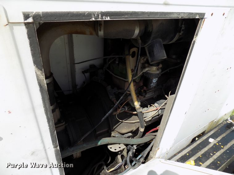 image for item FI9780 1997 Volvo FE paint striping truck