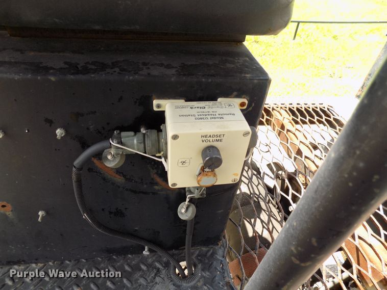 image for item FI9780 1997 Volvo FE paint striping truck