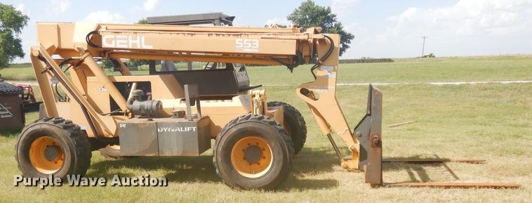 image for item FI9888 1999 Gehl 553 telehandler