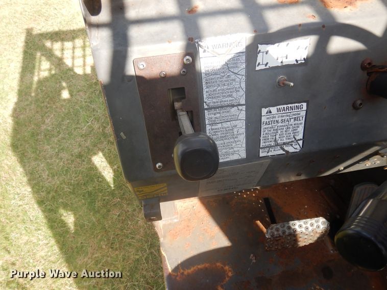 image for item FI9888 1999 Gehl 553 telehandler